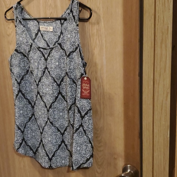 Tank top - Picture 2 of 4